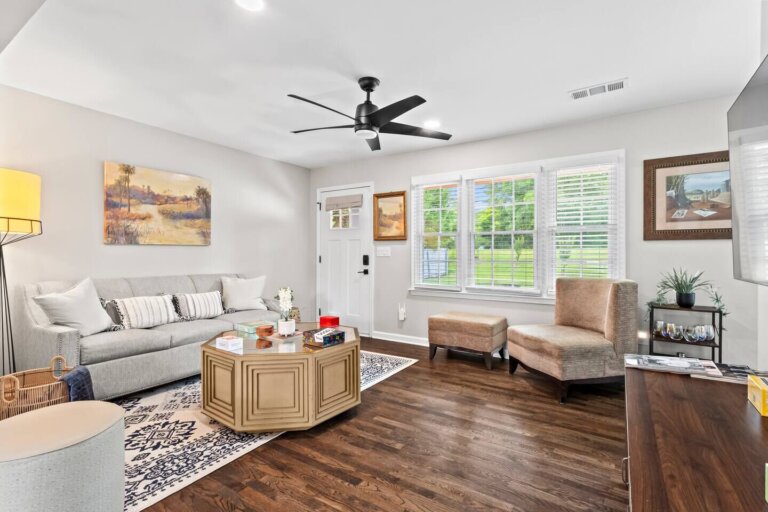 Bright Polished Getaway45_converted