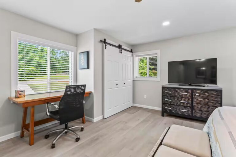 Spacious Mableton Home11_converted