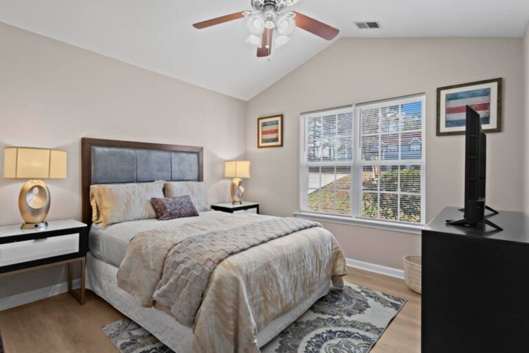 Comfortable 4BR Stay15