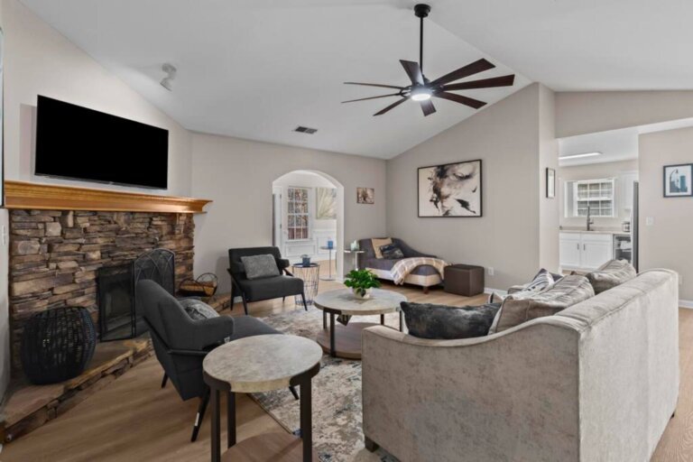 Comfortable 4BR Stay37
