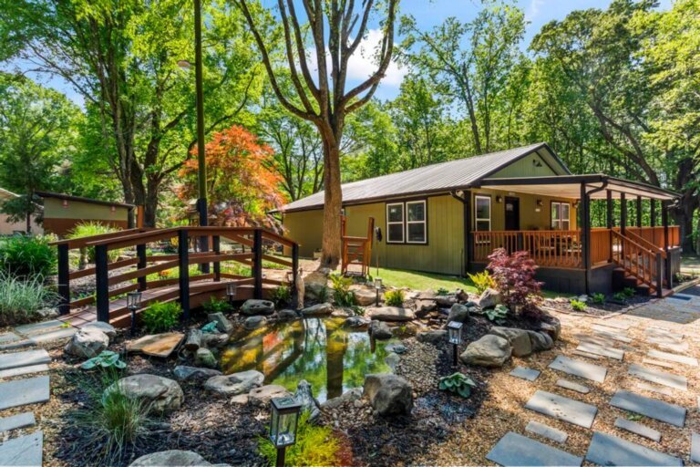 Serene Woodland Retreat47