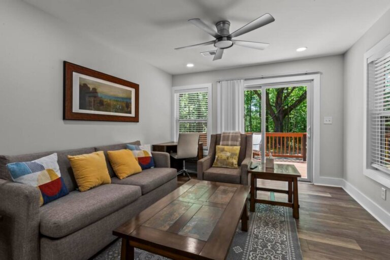 Serene Woodland Retreat92